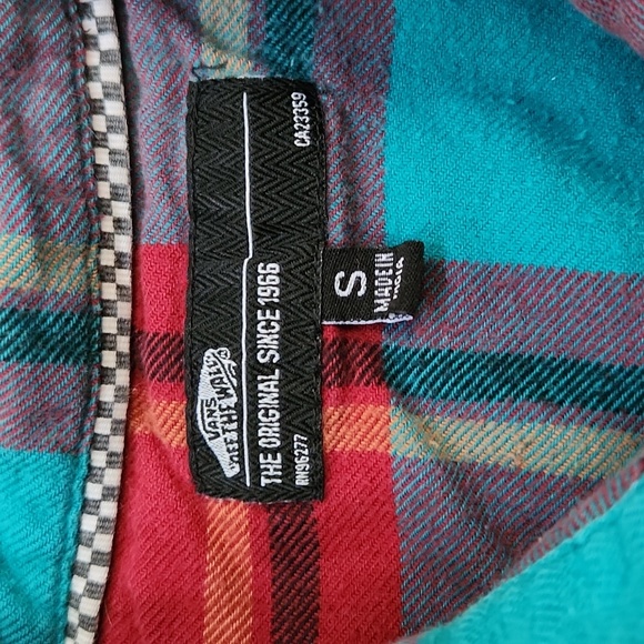 Vans Size Small  buttons up Shirt - Picture 6 of 6